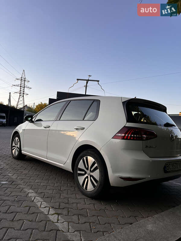 Хетчбек Volkswagen e-Golf 2014 в Львові