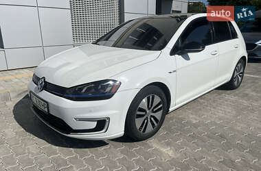 Хэтчбек Volkswagen e-Golf 2014 в Львове
