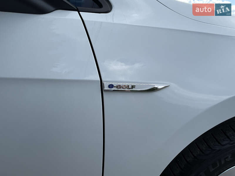 Хетчбек Volkswagen e-Golf 2020 в Павлограді