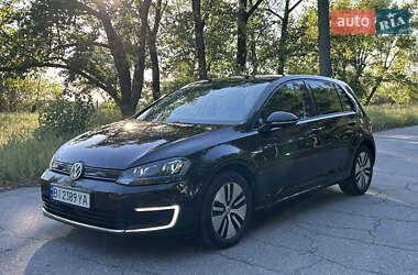 Хетчбек Volkswagen e-Golf 2016 в Кременчуці