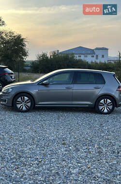 Хэтчбек Volkswagen e-Golf 2015 в Ивано-Франковске