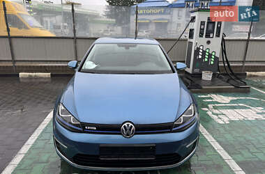 Хэтчбек Volkswagen e-Golf 2015 в 