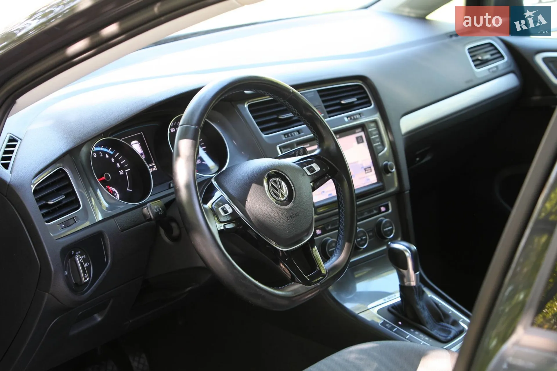 2015 Volkswagen Golf - мініатюра 16