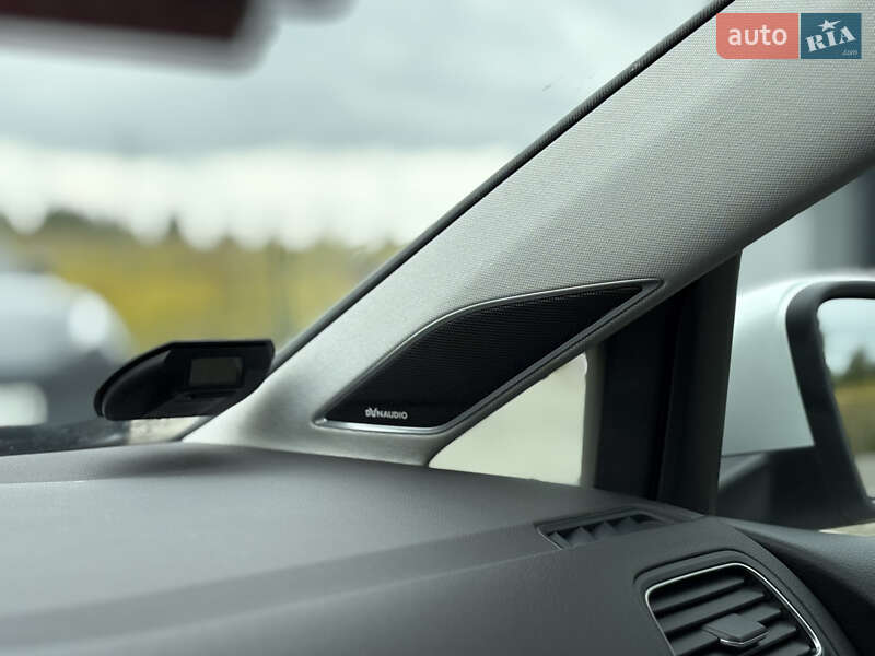 Хетчбек Volkswagen e-Golf 2014 в Луцьку фото 33 Хетчбек Volkswagen e-Golf 2014 в Луцьку