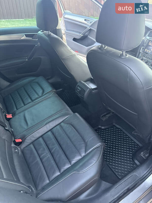 Хетчбек Volkswagen e-Golf 2015 в Полтаві