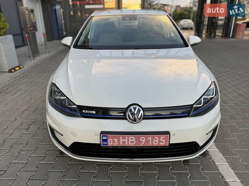Хэтчбек Volkswagen e-Golf 2015 в Ровно