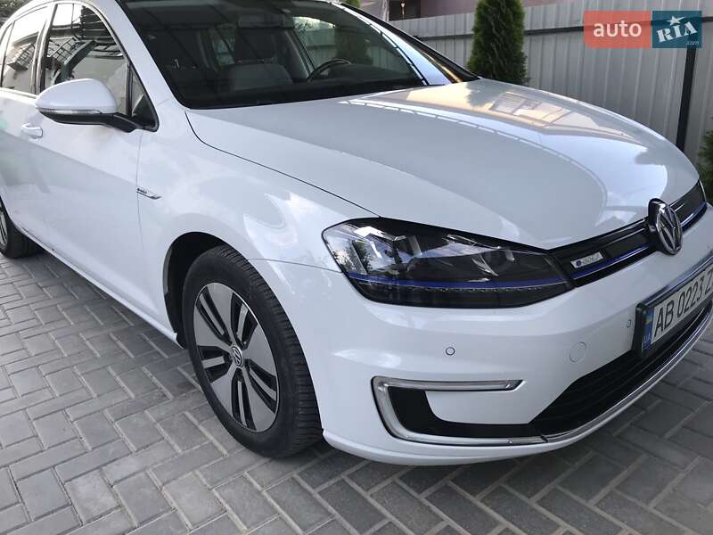 Хэтчбек Volkswagen e-Golf 2015 в Виннице