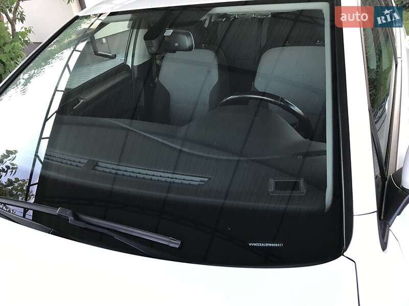 Хэтчбек Volkswagen e-Golf 2015 в Виннице