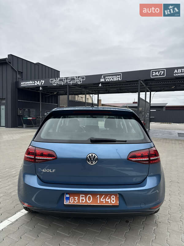 Хетчбек Volkswagen e-Golf 2015 в Луцьку
