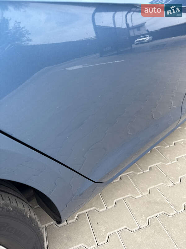 Хетчбек Volkswagen e-Golf 2015 в Луцьку