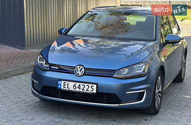 Хетчбек Volkswagen e-Golf 2015 в Львові