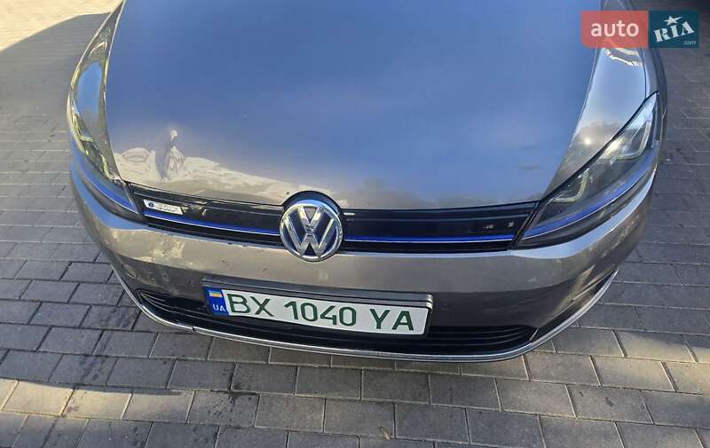 Хетчбек Volkswagen e-Golf 2015 в Хмельницькому
