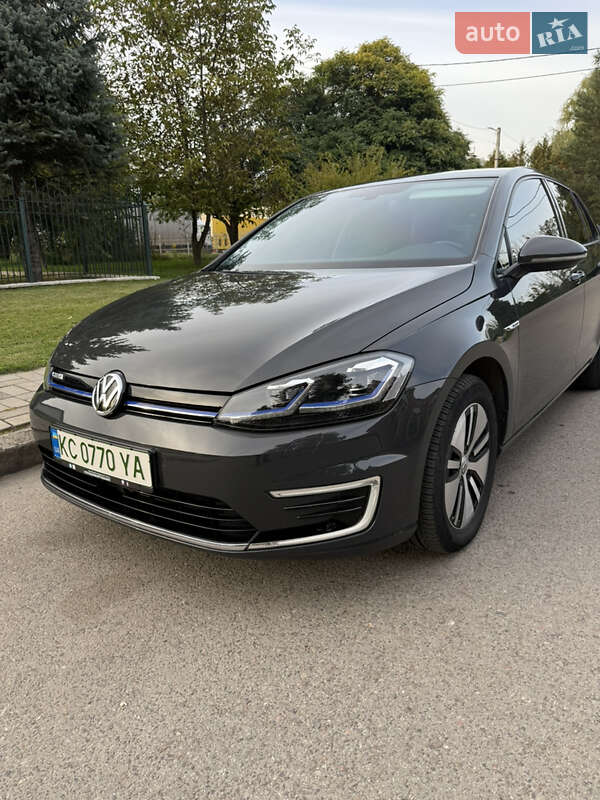 Хетчбек Volkswagen e-Golf 2020 в Луцьку