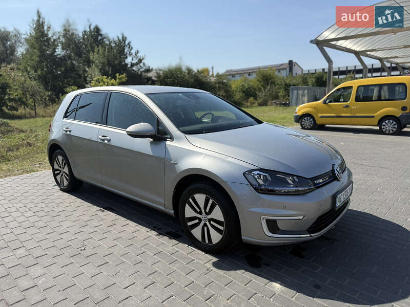 Хэтчбек Volkswagen e-Golf 2015 в Луцке фото 5 Хэтчбек Volkswagen e-Golf 2015 в Луцке