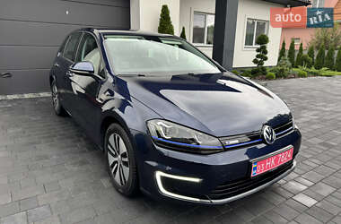 Хетчбек Volkswagen e-Golf 2015 в Рівному