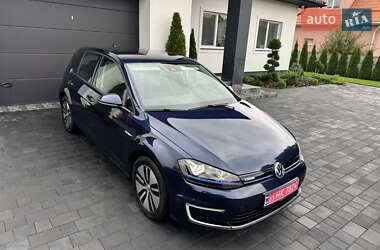 Хетчбек Volkswagen e-Golf 2015 в Рівному