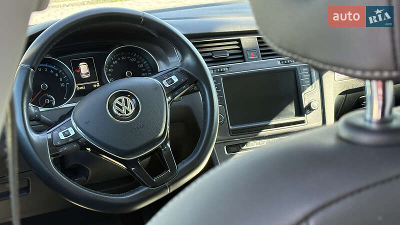 Хэтчбек Volkswagen e-Golf 2015 в Луцке