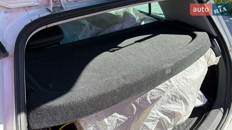 Хэтчбек Volkswagen e-Golf 2015 в Луцке