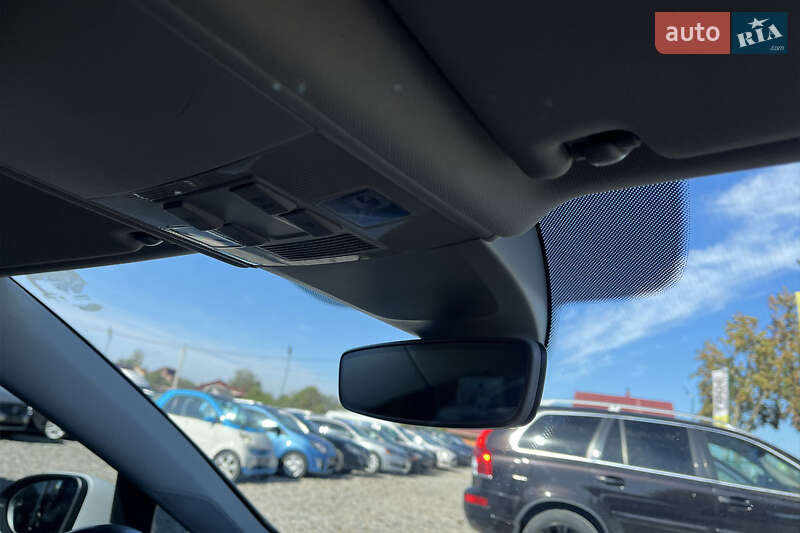 Хэтчбек Volkswagen e-Golf 2018 в Коломые фото 24 Хэтчбек Volkswagen e-Golf 2018 в Коломые