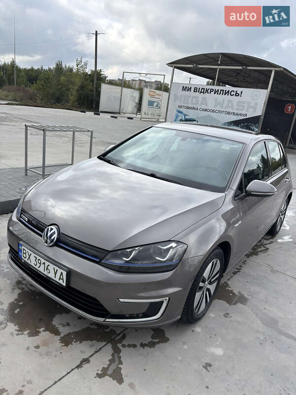 Volkswagen e-Golf 2014