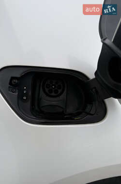 Хэтчбек Volkswagen e-Golf 2014 в 