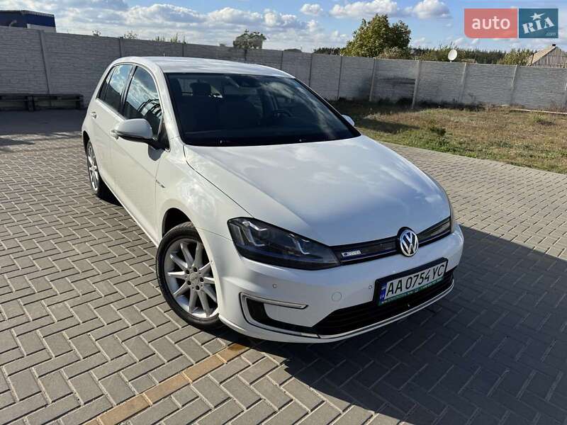 Volkswagen e-Golf 2014