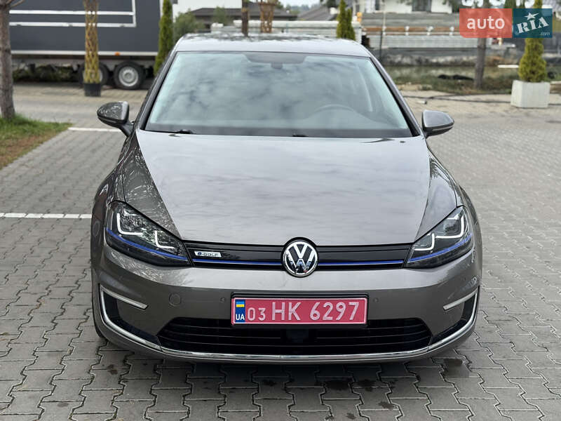 Volkswagen e-Golf 2015
