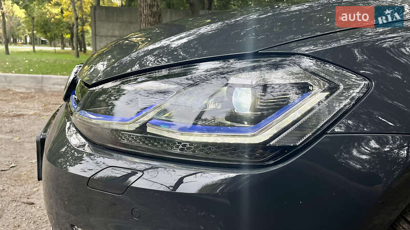 Хэтчбек Volkswagen e-Golf 2020 в Запорожье