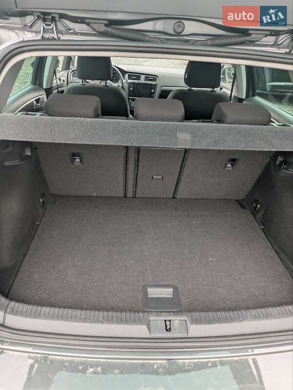 Хетчбек Volkswagen e-Golf 2020 в Львові