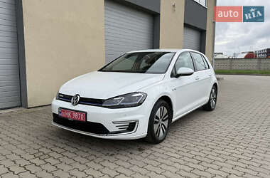 Хэтчбек Volkswagen e-Golf 2018 в Радехове