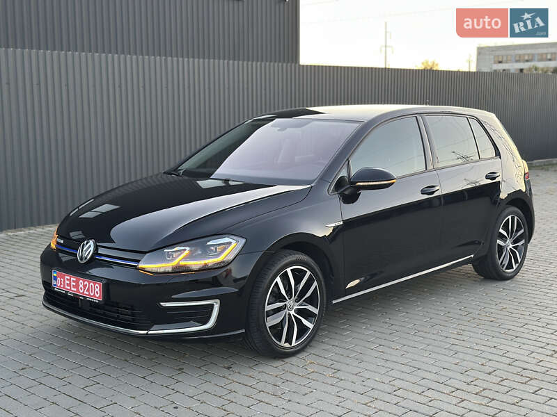 Хетчбек Volkswagen e-Golf 2019 в Ужгороді