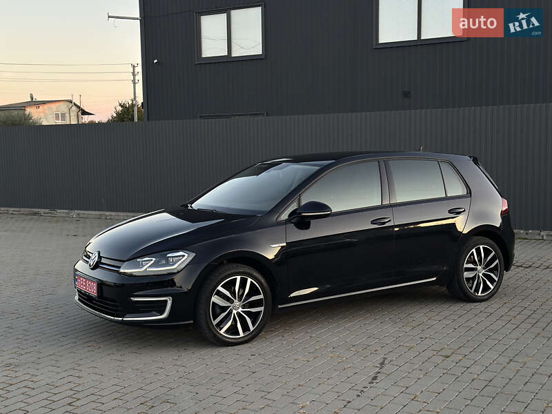 Хетчбек Volkswagen e-Golf 2019 в Ужгороді