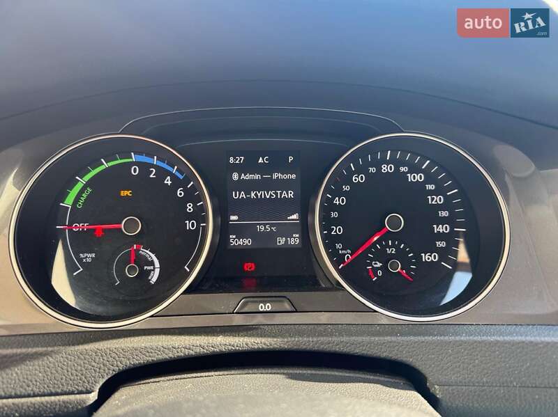 Хэтчбек Volkswagen e-Golf 2016 в Львове