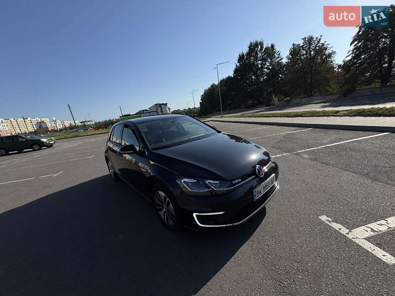 Хэтчбек Volkswagen e-Golf 2019 в Ровно