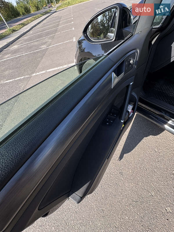 Хэтчбек Volkswagen e-Golf 2019 в Ровно