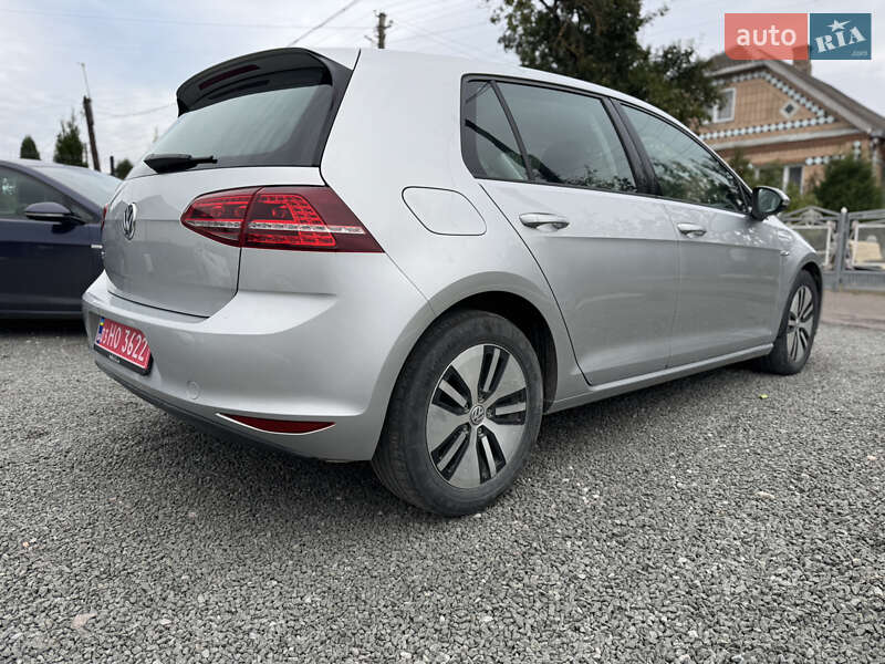 Хетчбек Volkswagen e-Golf 2015 в Рівному фото 4 Хетчбек Volkswagen e-Golf 2015 в Рівному