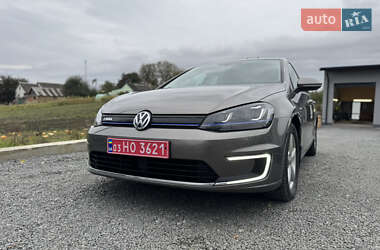 Хэтчбек Volkswagen e-Golf 2015 в Ровно