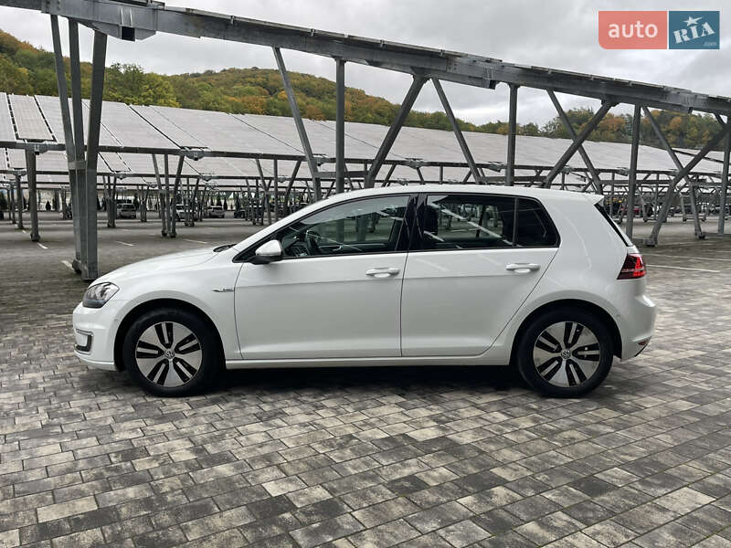 Хетчбек Volkswagen e-Golf 2014 в Львові