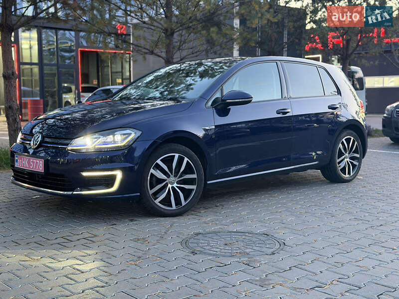 Хэтчбек Volkswagen e-Golf 2019 в Ровно
