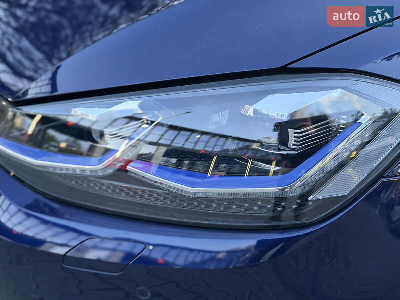 Хэтчбек Volkswagen e-Golf 2019 в Ровно