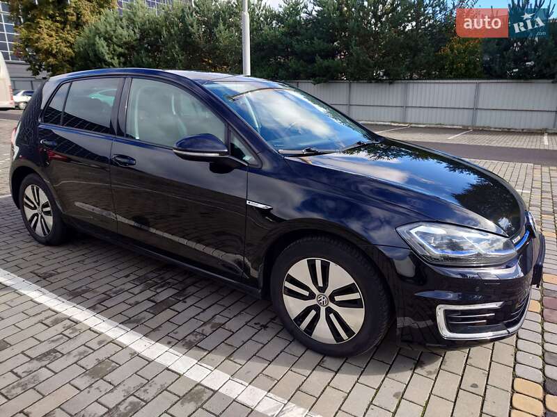 Хетчбек Volkswagen e-Golf 2017 в Луцьку