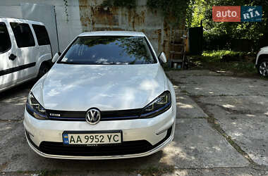 Хэтчбек Volkswagen e-Golf 2015 в Киеве
