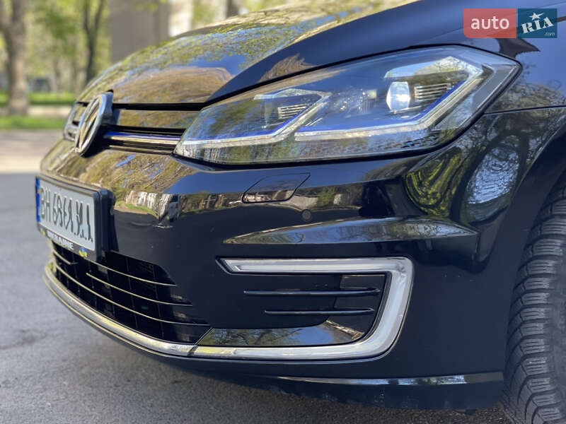 Хэтчбек Volkswagen e-Golf 2019 в Одессе