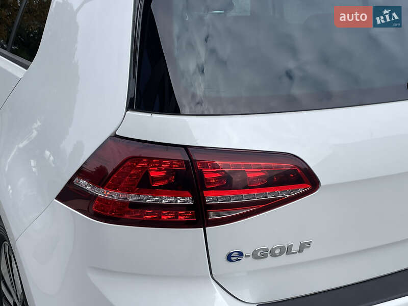 Хэтчбек Volkswagen e-Golf 2014 в Луцке фото 12 Хэтчбек Volkswagen e-Golf 2014 в Луцке
