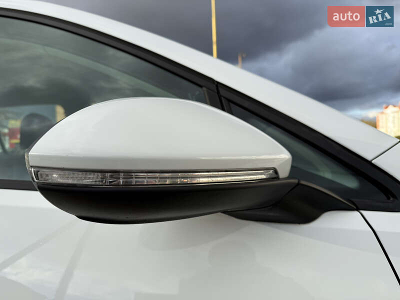 Хетчбек Volkswagen e-Golf 2018 в Рівному