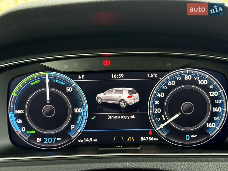 Хетчбек Volkswagen e-Golf 2018 в Рівному