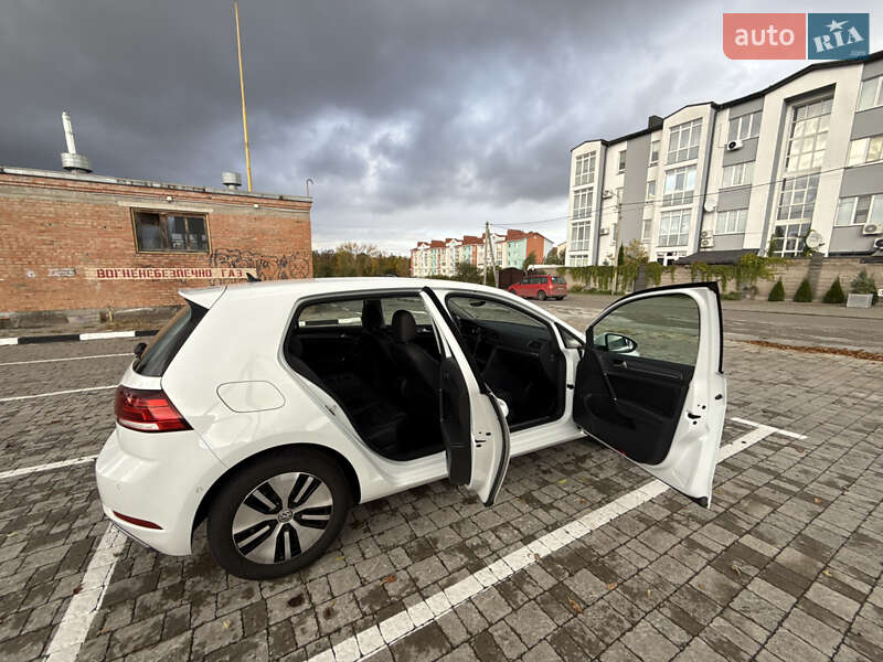 Хетчбек Volkswagen e-Golf 2018 в Рівному