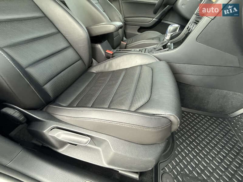 Хетчбек Volkswagen e-Golf 2018 в Рівному