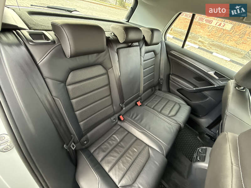 Хетчбек Volkswagen e-Golf 2018 в Рівному