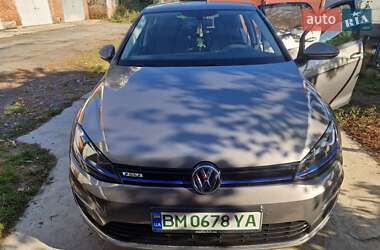 Хетчбек Volkswagen e-Golf 2015 в Сумах